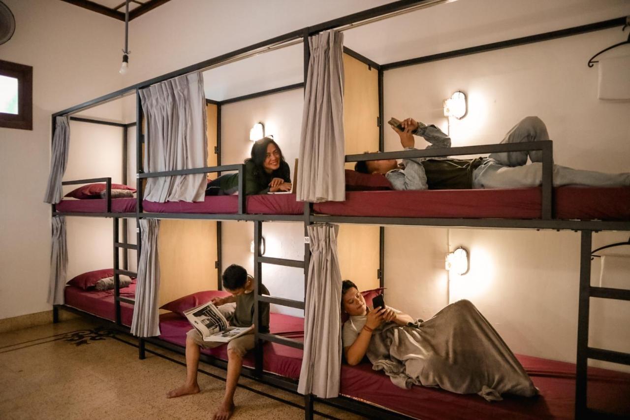 Semeru Hostel Malang (Adults Only) Exterior foto