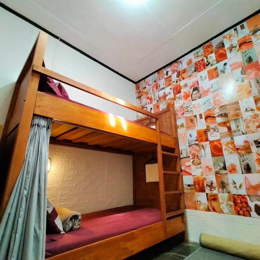 Semeru Hostel Malang (Adults Only) Exterior foto