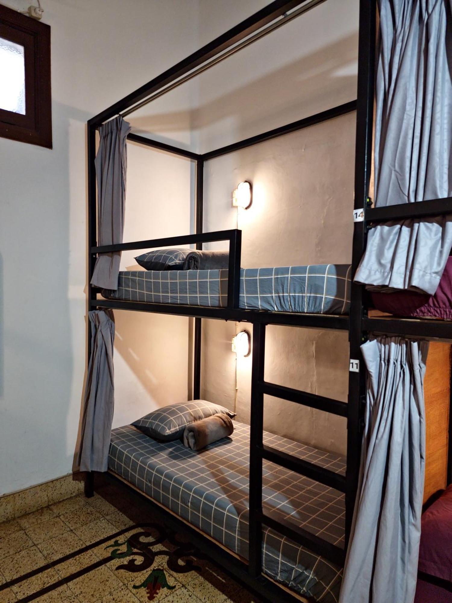 Semeru Hostel Malang (Adults Only) Exterior foto
