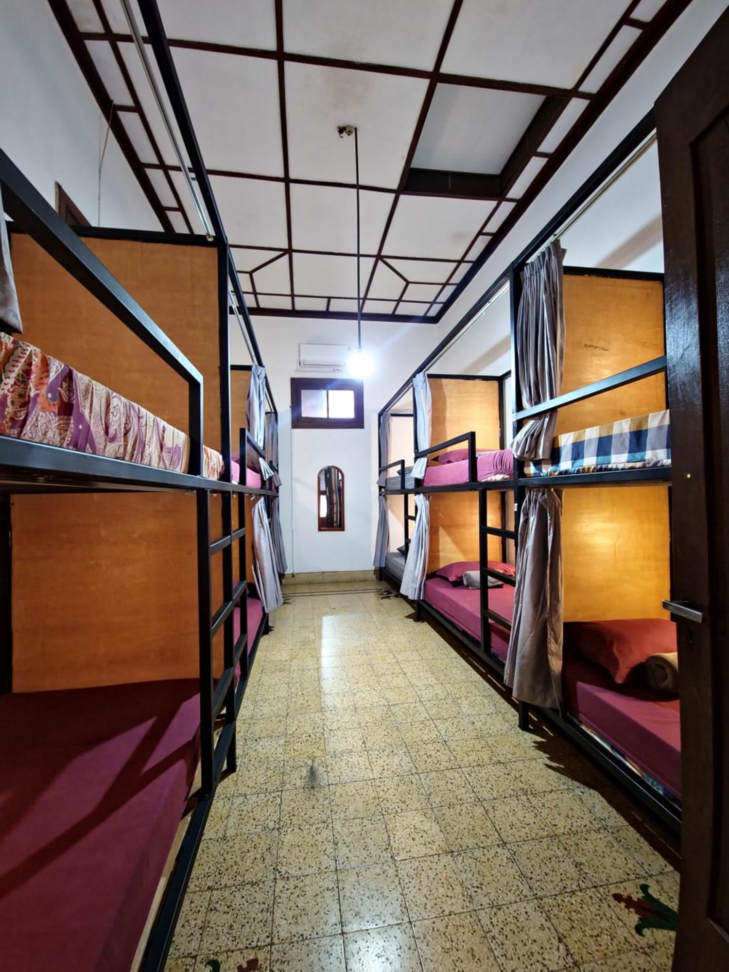Semeru Hostel Malang (Adults Only) Exterior foto